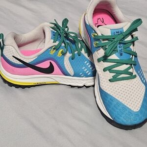 Nike Terrna Manta Trail Running Shoes